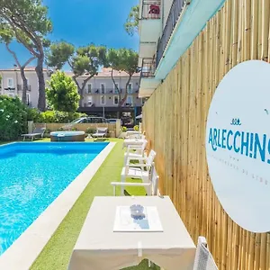 hotel-arlecchino-riccione.riccione-hotels.org/